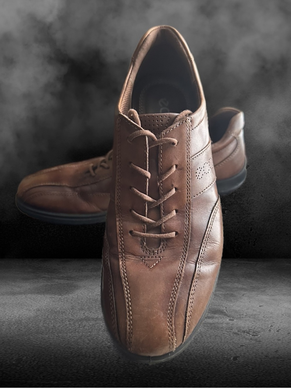 ECCO Women’s  Brown Leather Lace-Up Oxfords